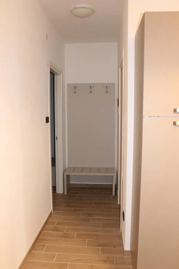 דירות Poggio Di פאסטרנגו 0*,  איטליה